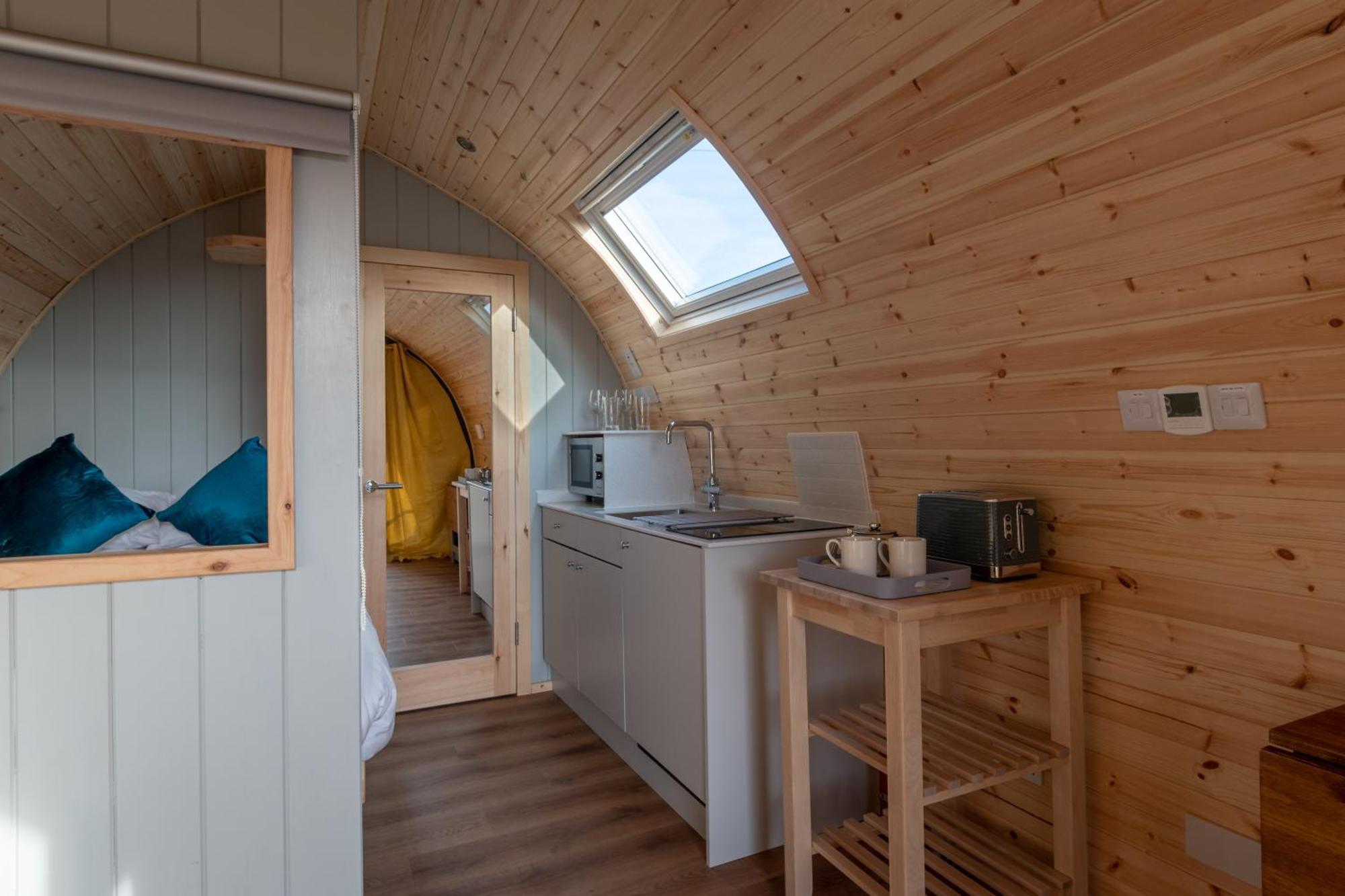 Callander Hostel Bagian luar foto